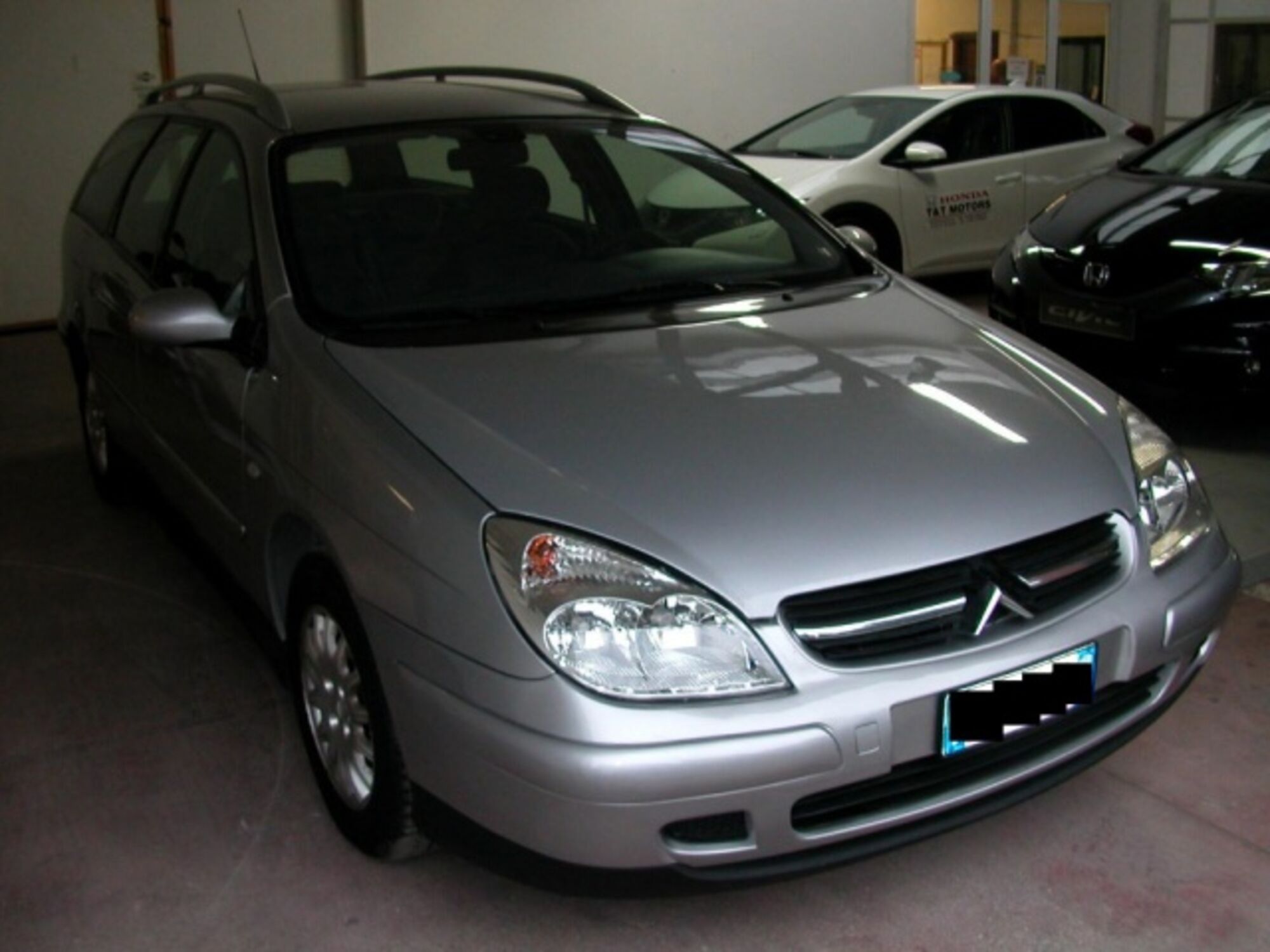 Citroen C5 Station Wagon 2.2 HDi cat Exclusive del 2002 usata a Ascoli Piceno