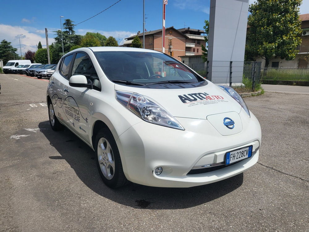 Nissan Leaf Acenta 30KWh  nuova a Reggio nell'Emilia (3)