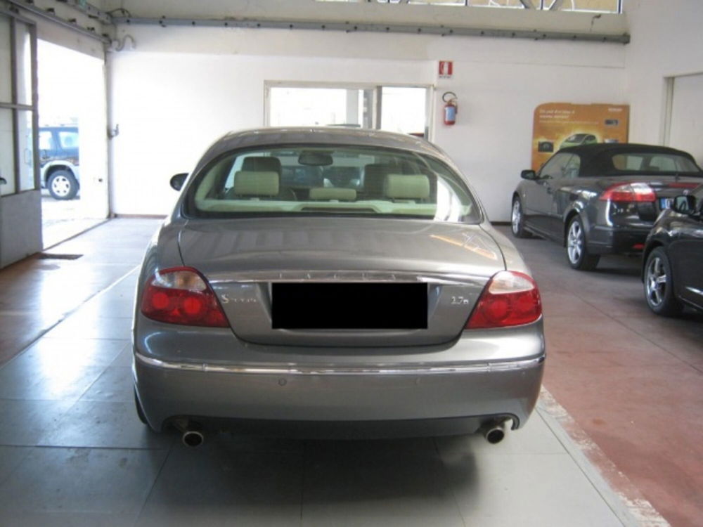 Jaguar S-Type usata a Ascoli Piceno (4)