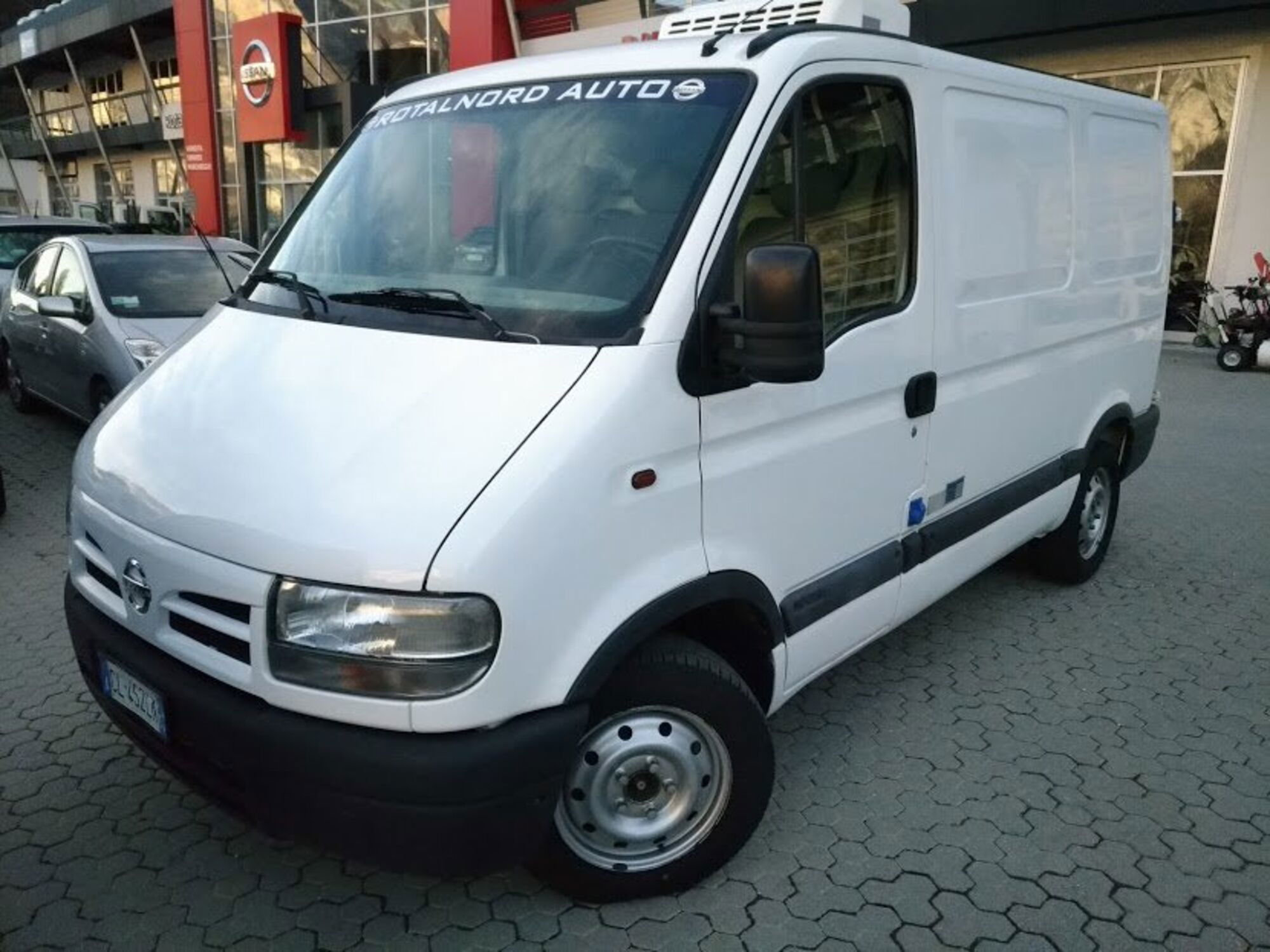 Nissan Interstar Furgone V33 2.2 dCi 90 PC-TA Furg. SE del 2004 usata a Faedo