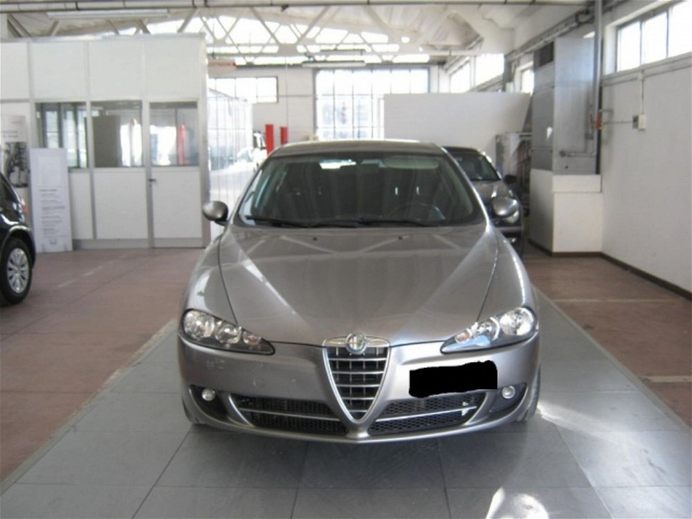 Alfa Romeo 147 1.6 16V TS (105) 5 porte Moving del 2007 usata a Ascoli Piceno (2)
