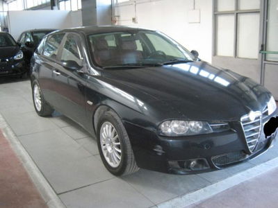 Alfa Romeo 156 SportWagon 1.9 JTD 16V Sportwagon Distinctive del 2004 usata a Ascoli Piceno