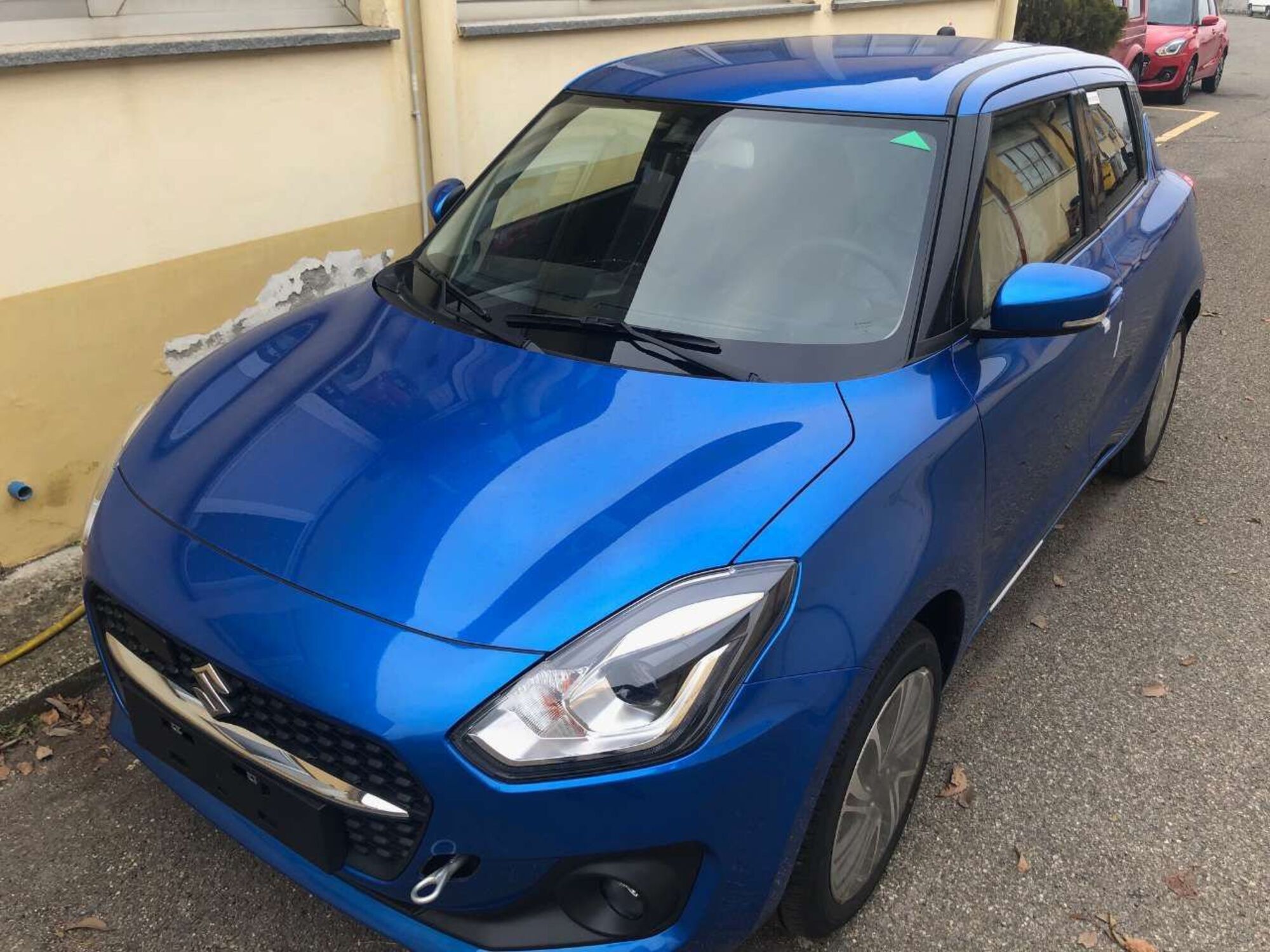 Suzuki Swift 1.2 Hybrid 4WD AllGrip Easy Top nuova a Tortona