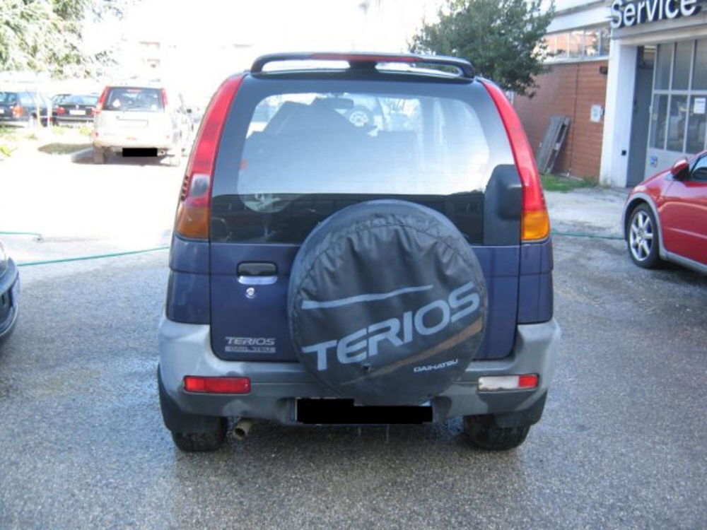 Daihatsu Terios 1.3i 16V cat 4WD DB  del 1998 usata a Ascoli Piceno (4)