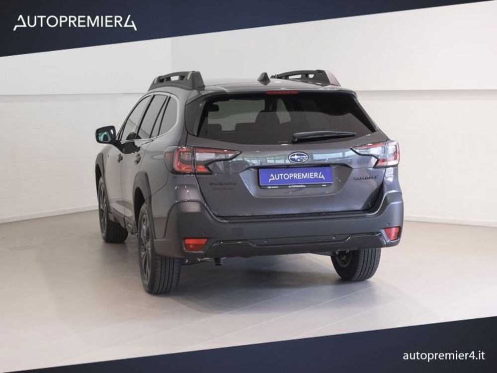 Subaru Outback nuova a Como (10)