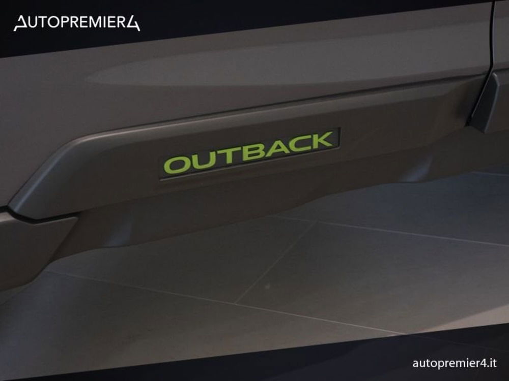 Subaru Outback nuova a Como (13)