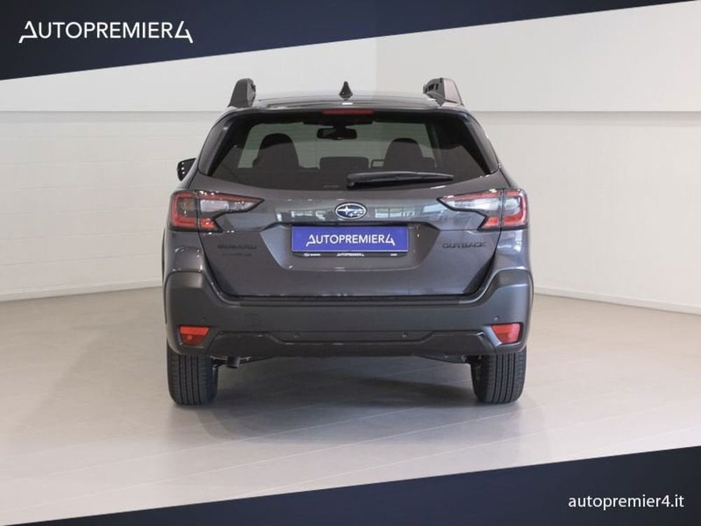 Subaru Outback nuova a Como (6)