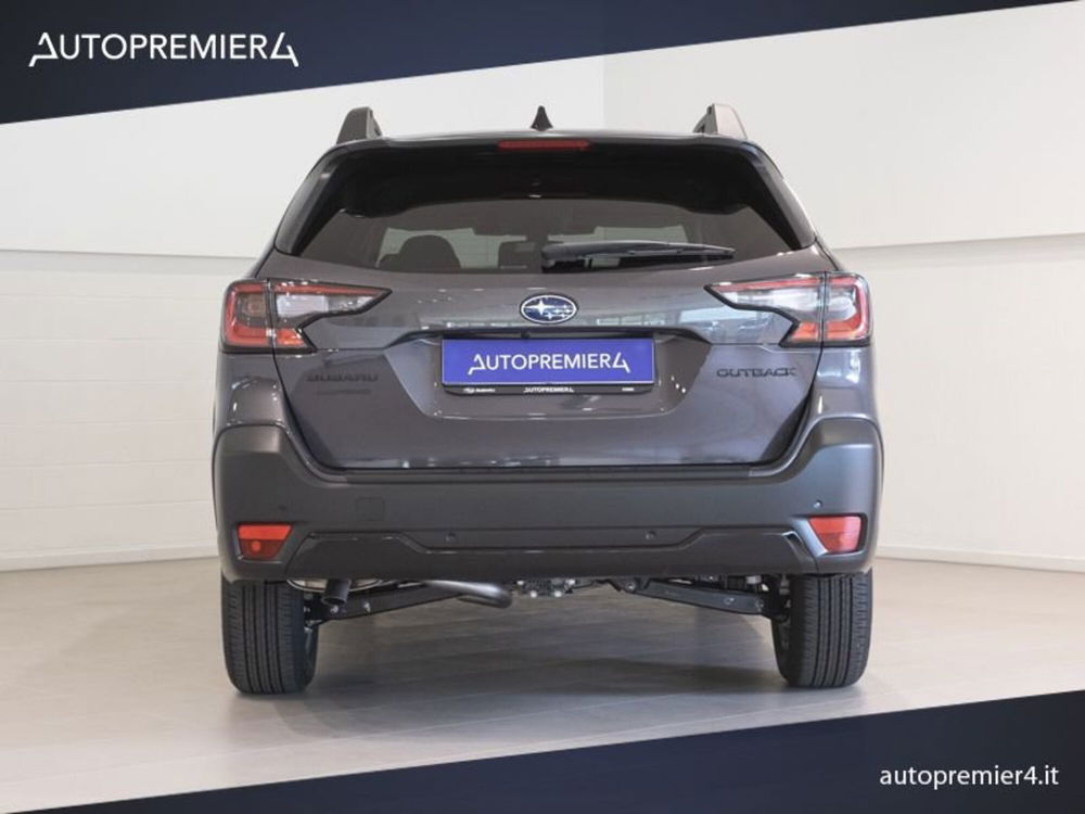 Subaru Outback nuova a Como (7)