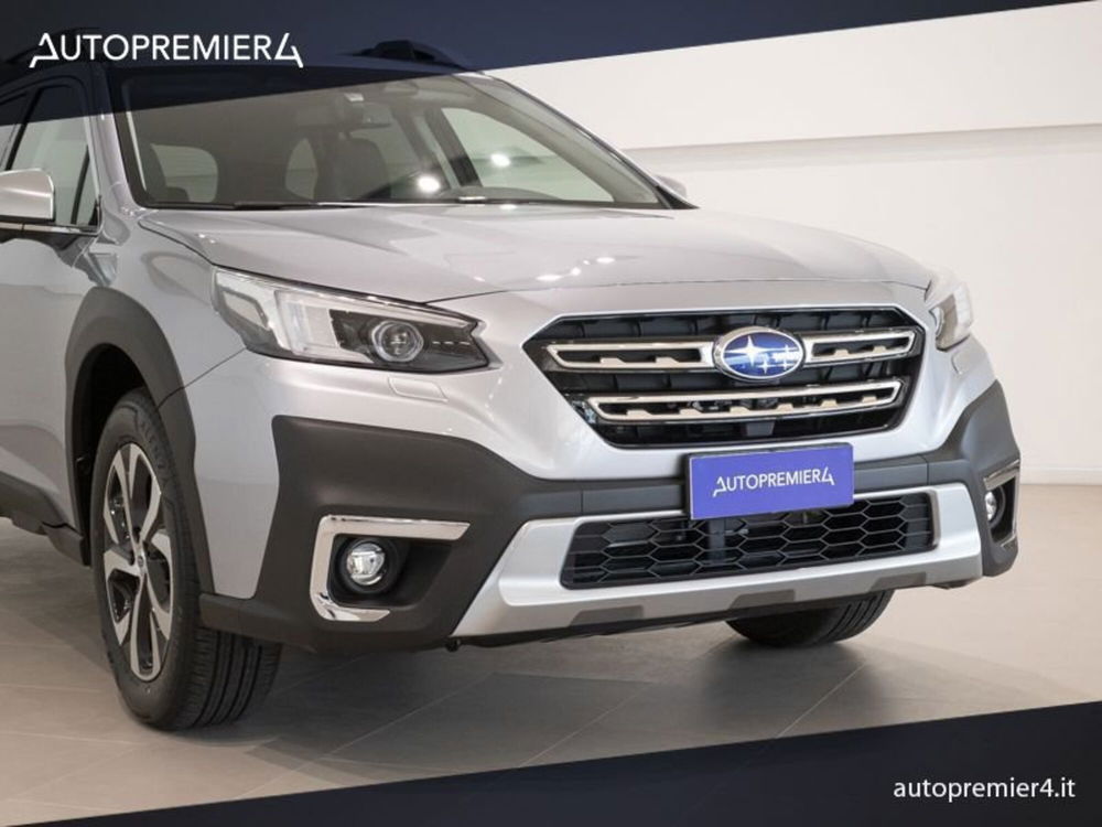 Subaru Outback nuova a Como (6)