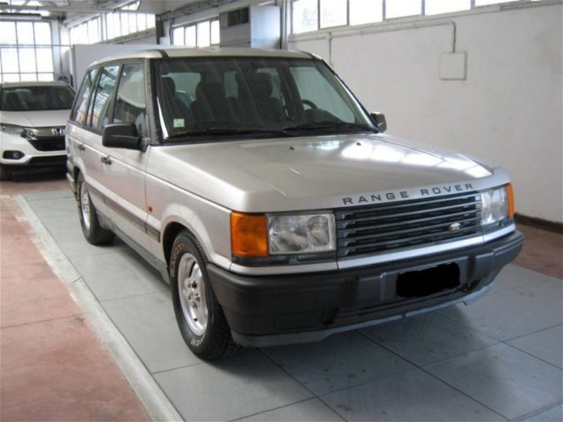 Land Rover Range Rover 2.5 turbodiesel 5 porte DSE  del 1999 usata a Ascoli Piceno
