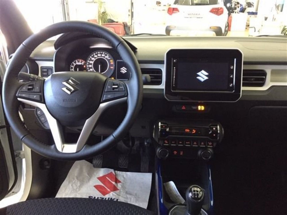 Suzuki Ignis 1.2 Hybrid Easy Top nuova a Bari (4)