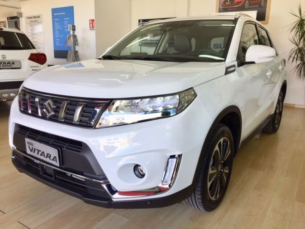 Suzuki Vitara 1.4 Hybrid Top nuova a Bari (3)