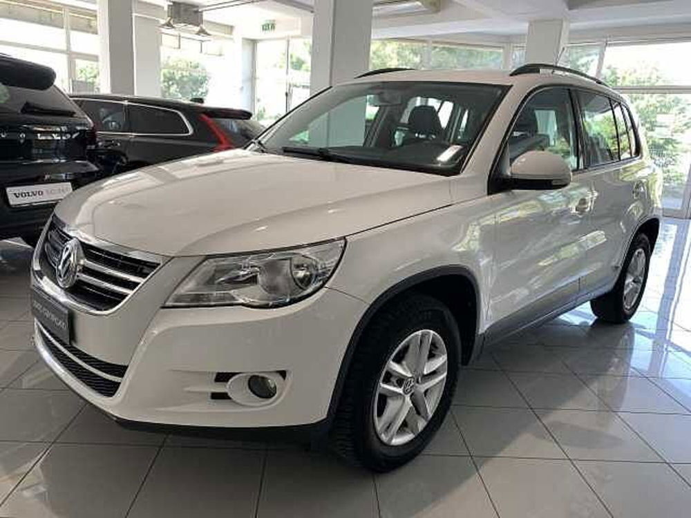 Volkswagen Tiguan 2.0 TDI DPF Trend & Fun BlueMotion Tech. del 2010 usata a Civitanova Marche