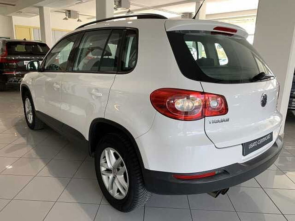 Volkswagen Tiguan 2.0 TDI DPF Trend & Fun BlueMotion Tech. del 2010 usata a Civitanova Marche (2)