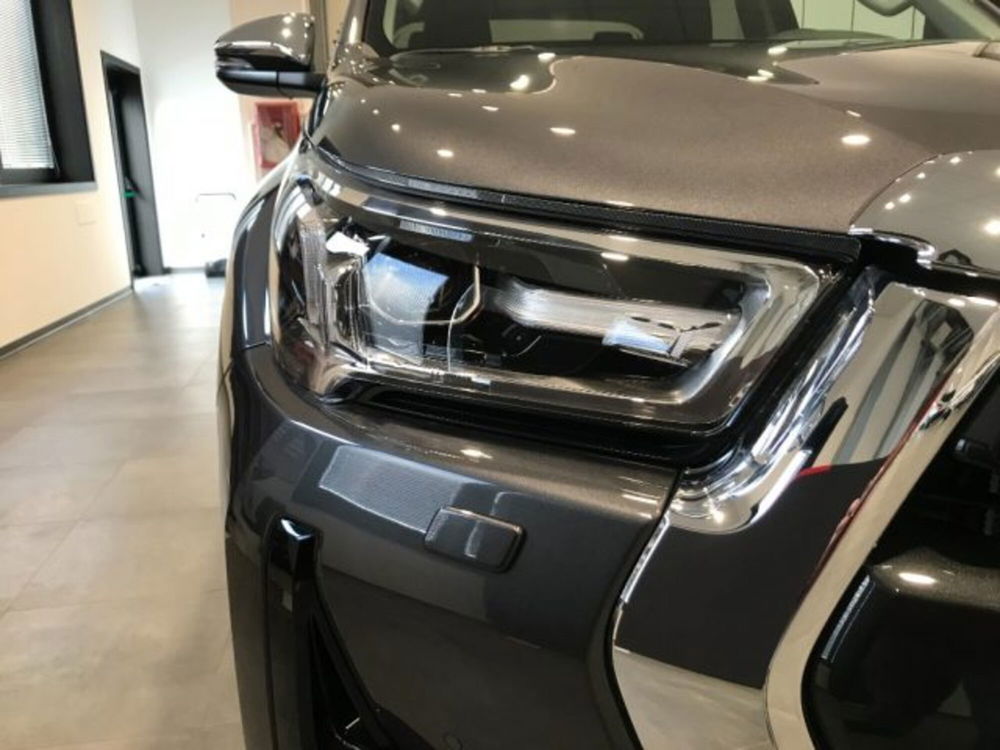 Toyota Hilux nuova a Cuneo (4)