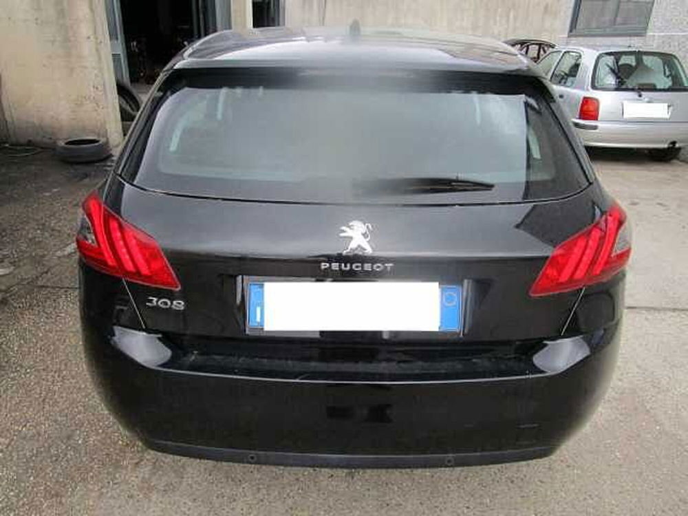 Peugeot 308 usata a Roma (6)