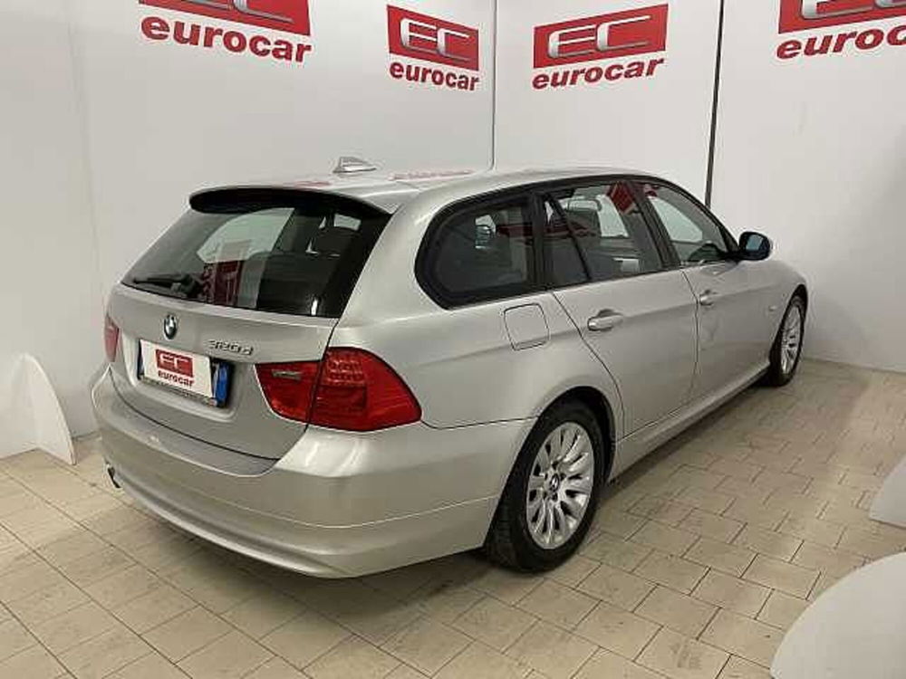 BMW Serie 3 Touring usata a Napoli (4)