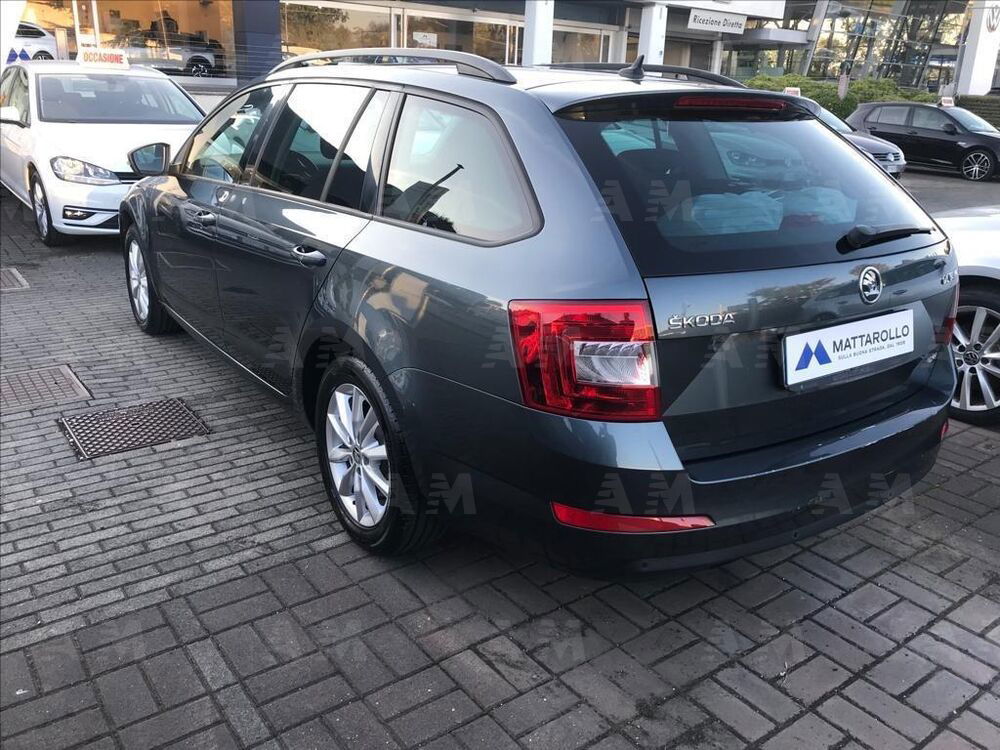 Skoda Octavia Station Wagon usata a Treviso (7)