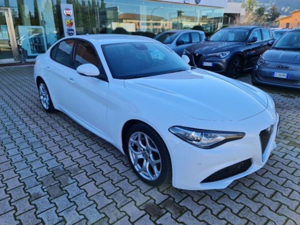 Alfa Romeo Giulia usata a Frosinone (8)