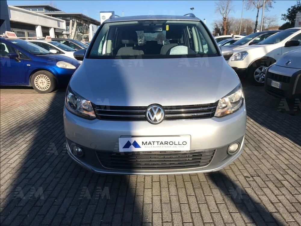 Volkswagen Touran 2.0 TDI 140 CV Highline del 2012 usata a Villorba (2)