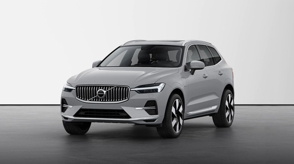 Volvo XC60 nuova a Como