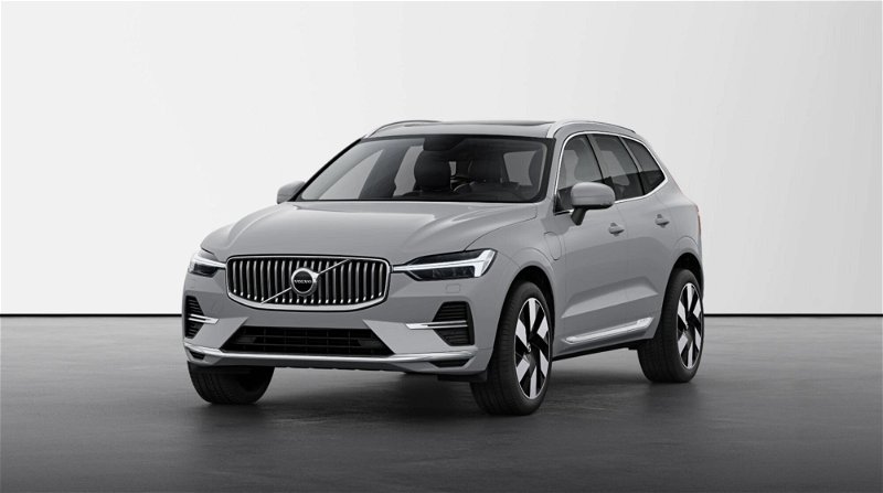Volvo XC60 T6 Recharge AWD Plug-in Hybrid aut. Ultimate Bright nuova a Como