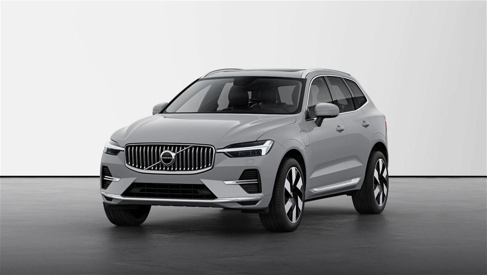 Volvo XC60 T8 Recharge AWD Plug-in Hybrid aut. Ultimate Bright nuova a Como