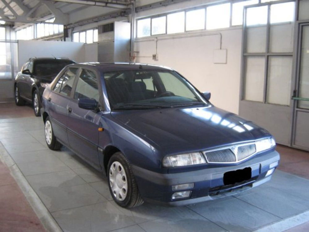 Lancia Delta usata a Ascoli Piceno