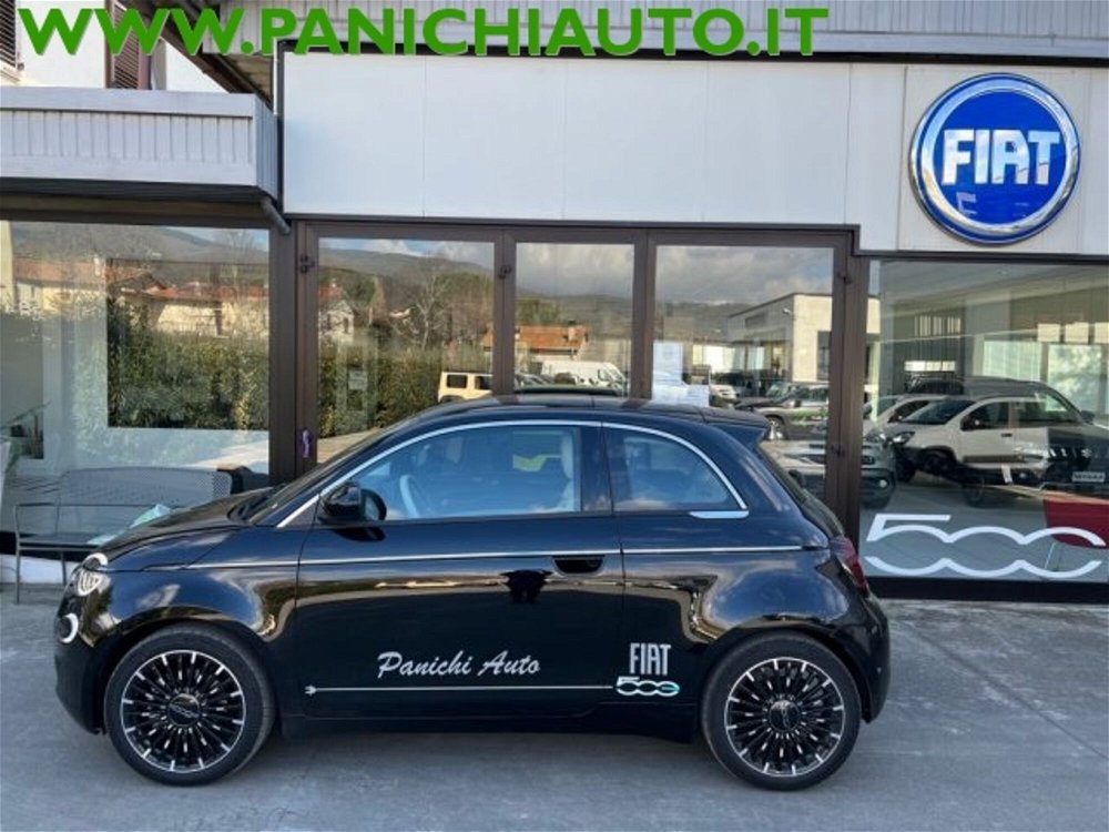 Fiat 500e La Prima 3+1 42 kWh  del 2021 usata a Cortona (2)