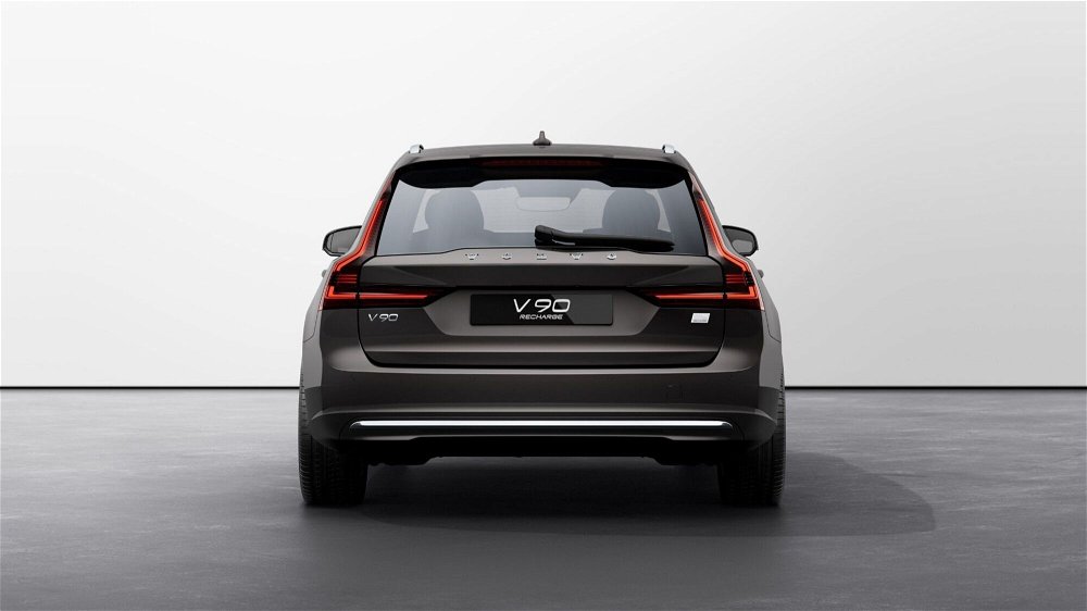 Volvo V90 T6 Recharge AWD Plug-in Hybrid aut. Plus Bright nuova a Como (4)