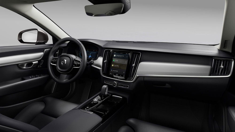 Volvo V90 nuova a Como (7)