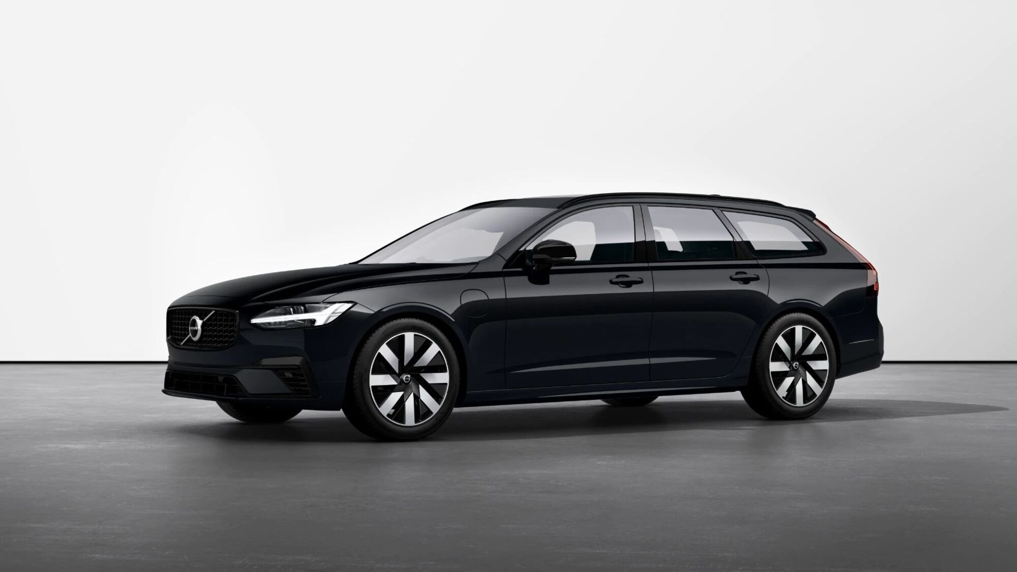 Volvo V90 T6 Recharge AWD Plug-in Hybrid aut. Ultimate Dark nuova a Como