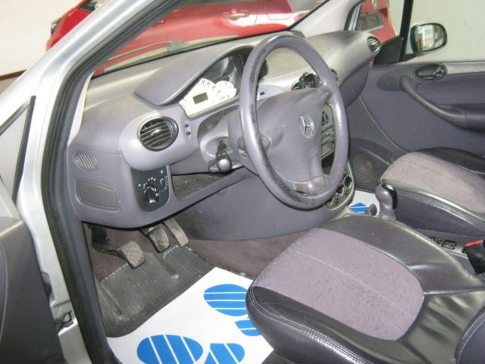 Mercedes-Benz Classe A 170 CDI cat Avantgarde  del 2003 usata a Ascoli Piceno (5)