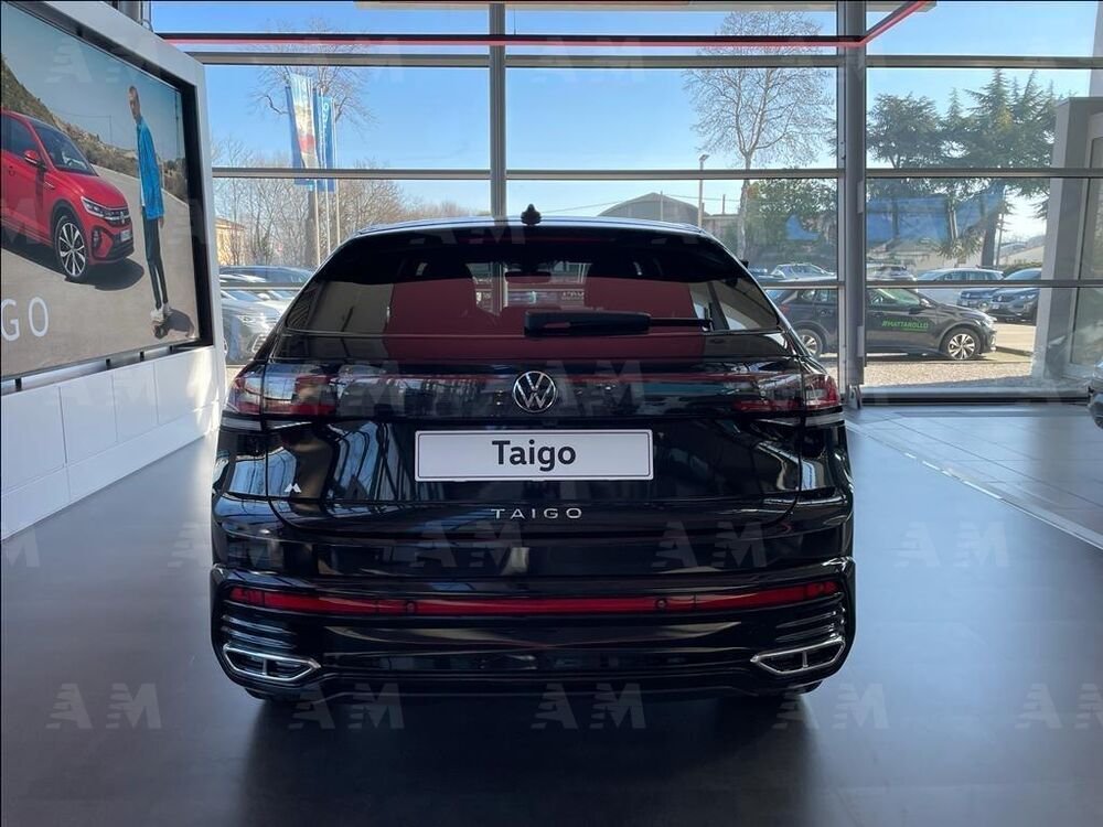 Volkswagen Taigo 1.0 TSI 110 CV R-Line nuova a Villorba (4)