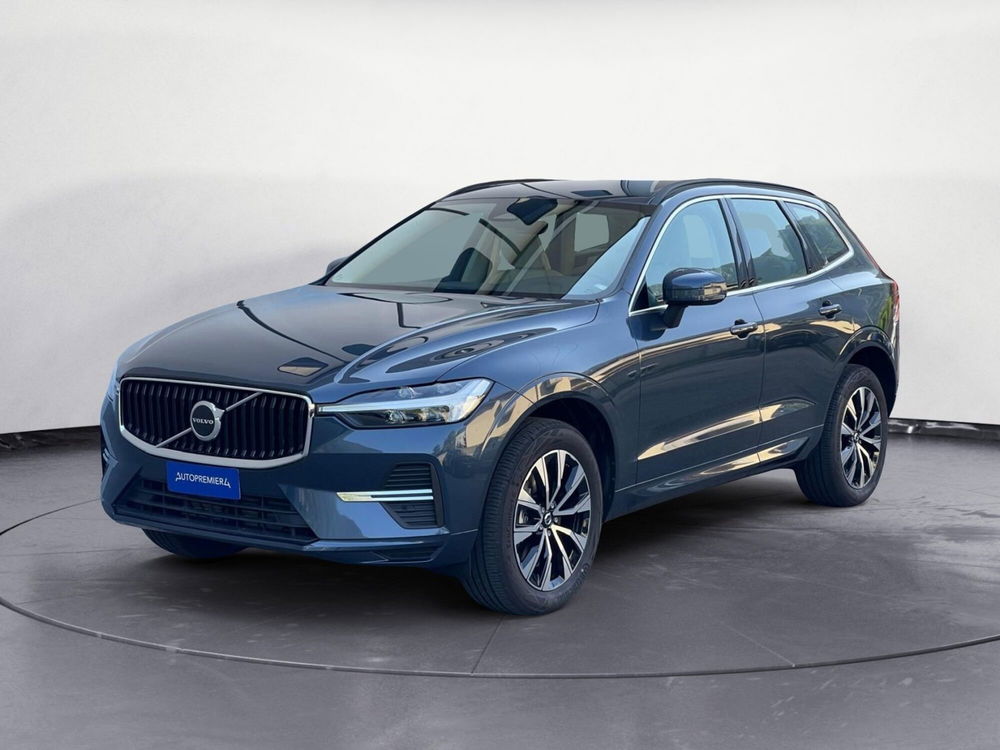 Volvo XC60 nuova a Como