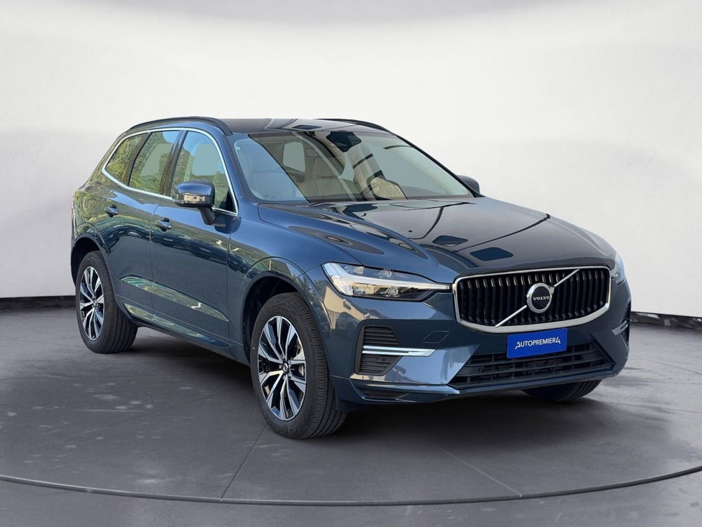 Volvo XC60 nuova a Como (3)