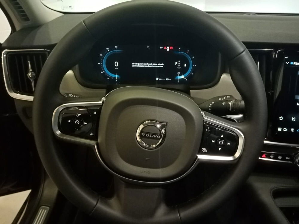 Volvo V90 usata a Como (16)