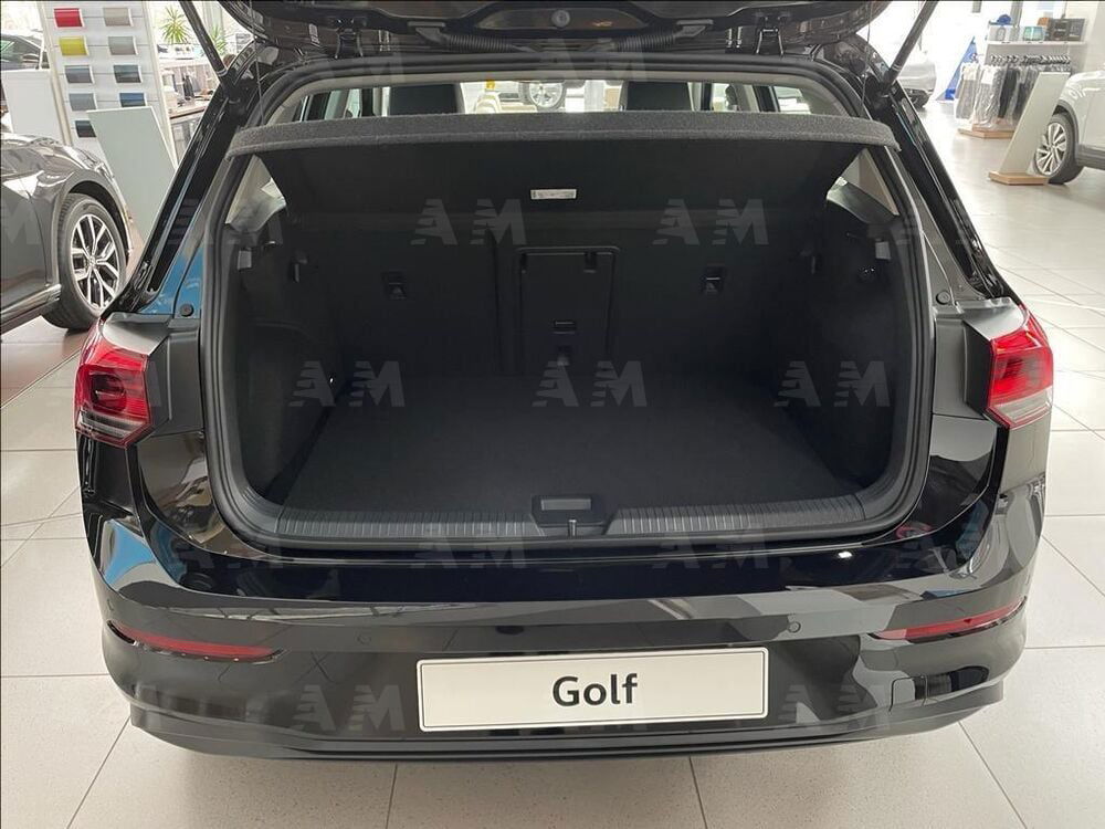 Volkswagen Golf nuova a Treviso (15)