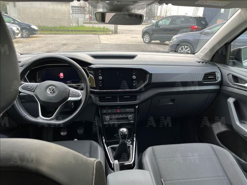 Volkswagen T-Cross usata a Treviso (7)