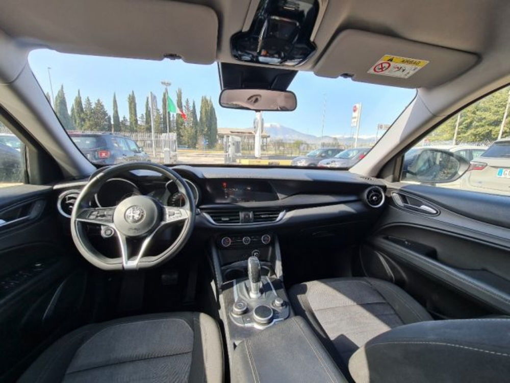 Alfa Romeo Stelvio usata a Frosinone (15)