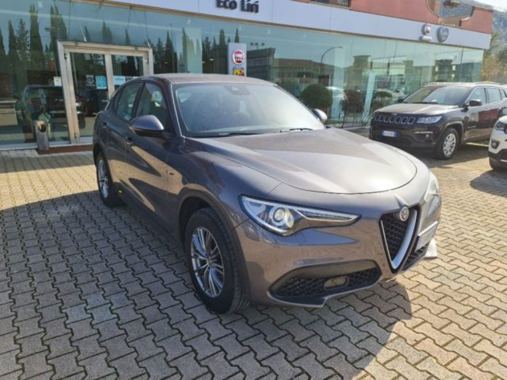 Alfa Romeo Stelvio usata a Frosinone (8)