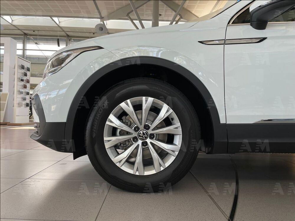 Volkswagen Tiguan nuova a Treviso (6)