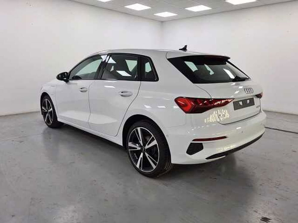 Audi A3 Sportback nuova a Cuneo (7)