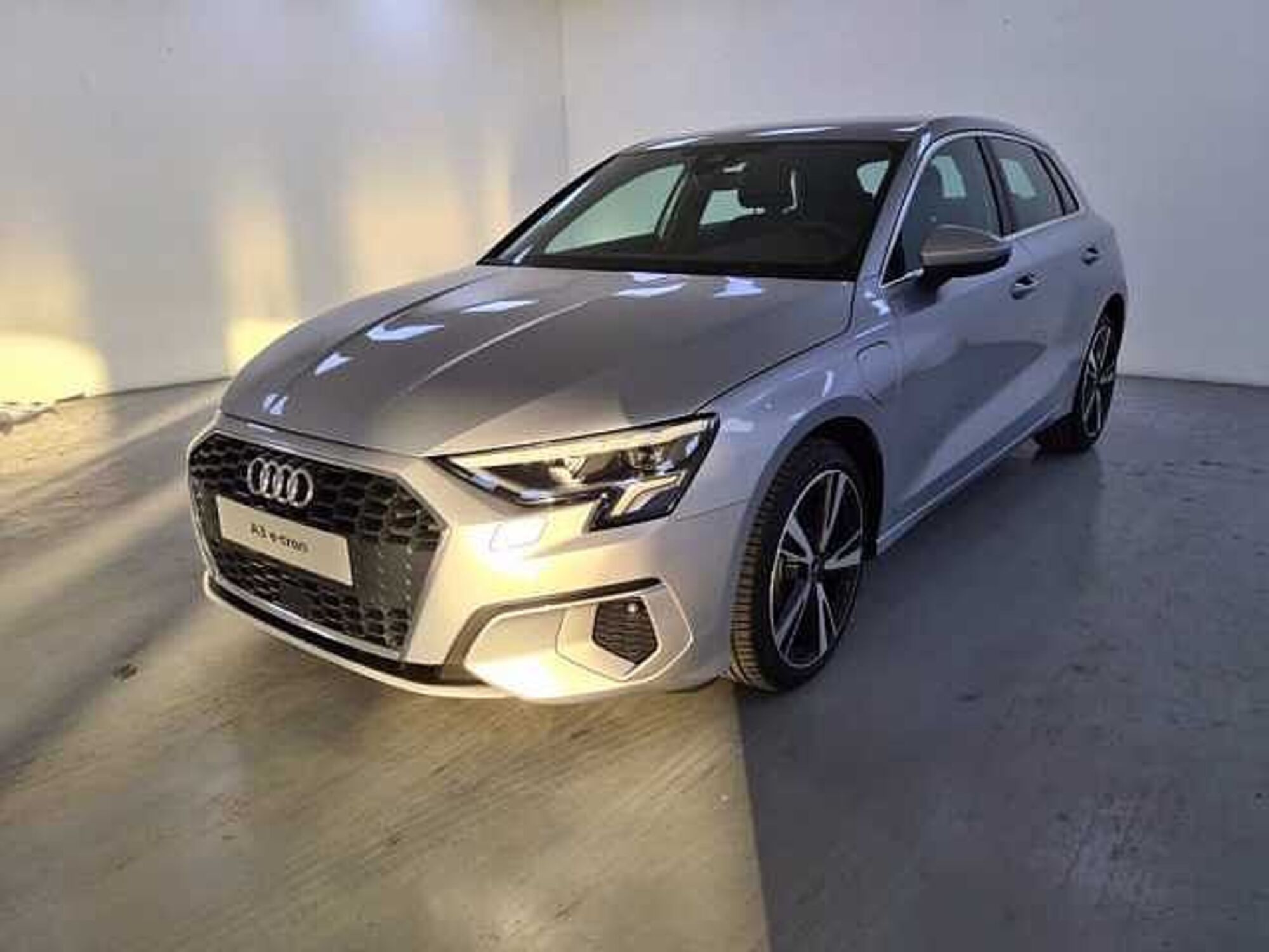 Audi A3 Sportback 40 TFSI e S tronic Business Advanced nuova a Cuneo