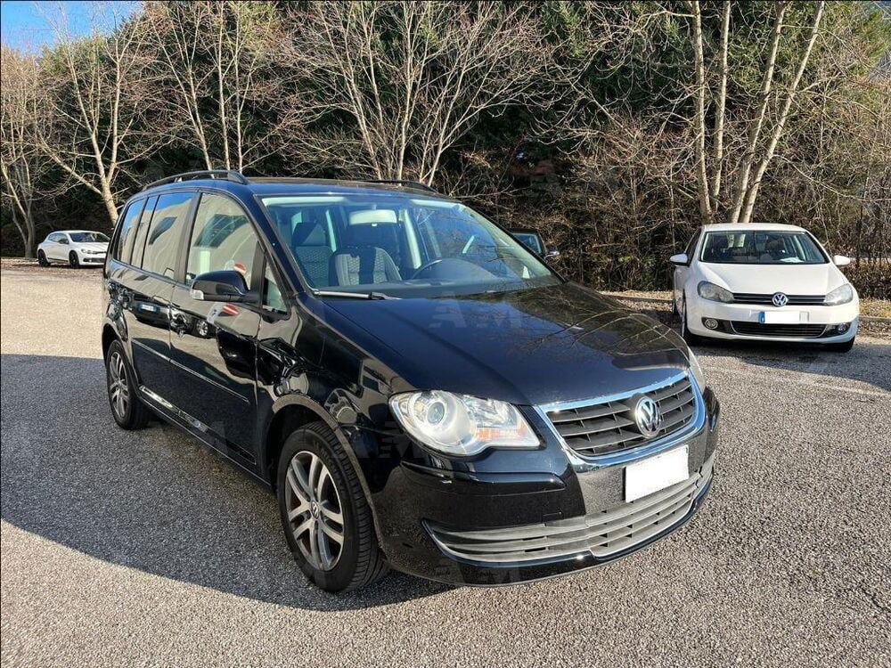 Volkswagen Touran TDI 105CV DSG Trendline  del 2007 usata a Villorba (2)