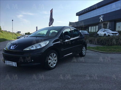 Peugeot 207 HDi 70CV 5 porte: prezzo e scheda tecnica 