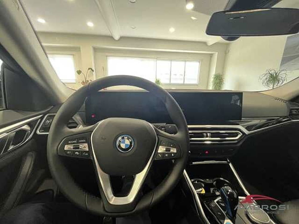 BMW i4 nuova a Viterbo (6)