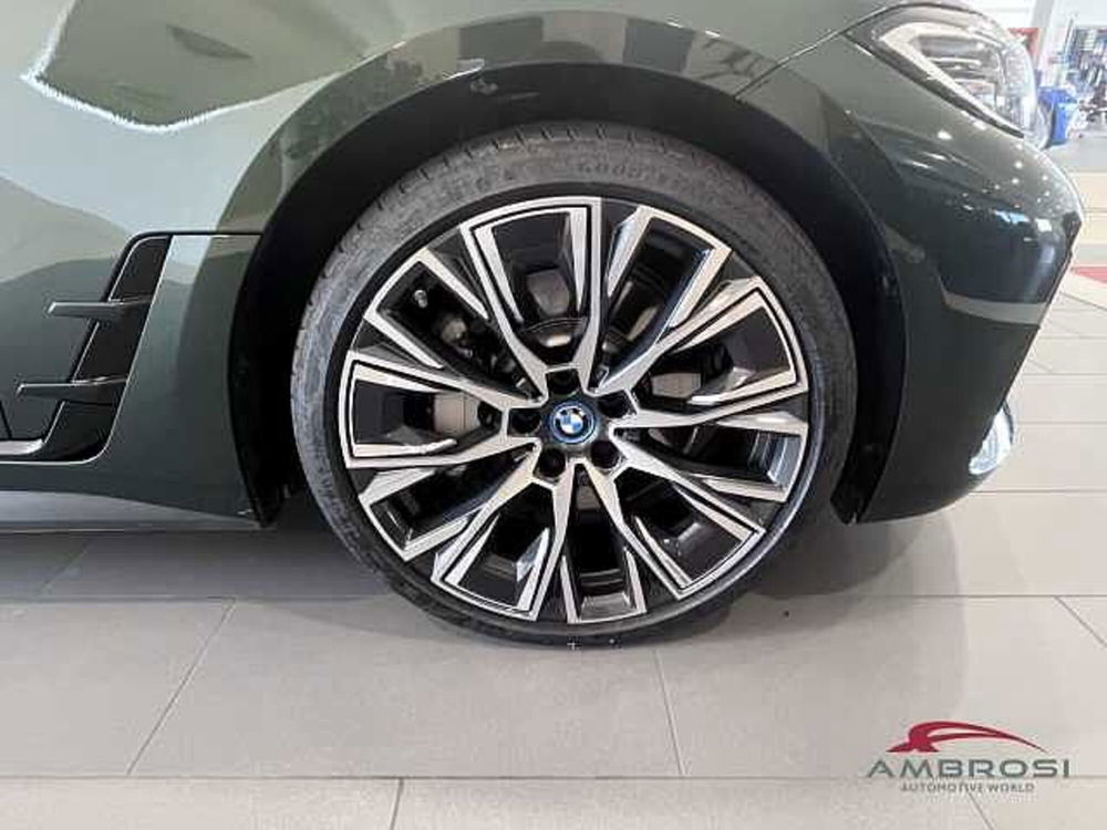 BMW i4 nuova a Viterbo (6)