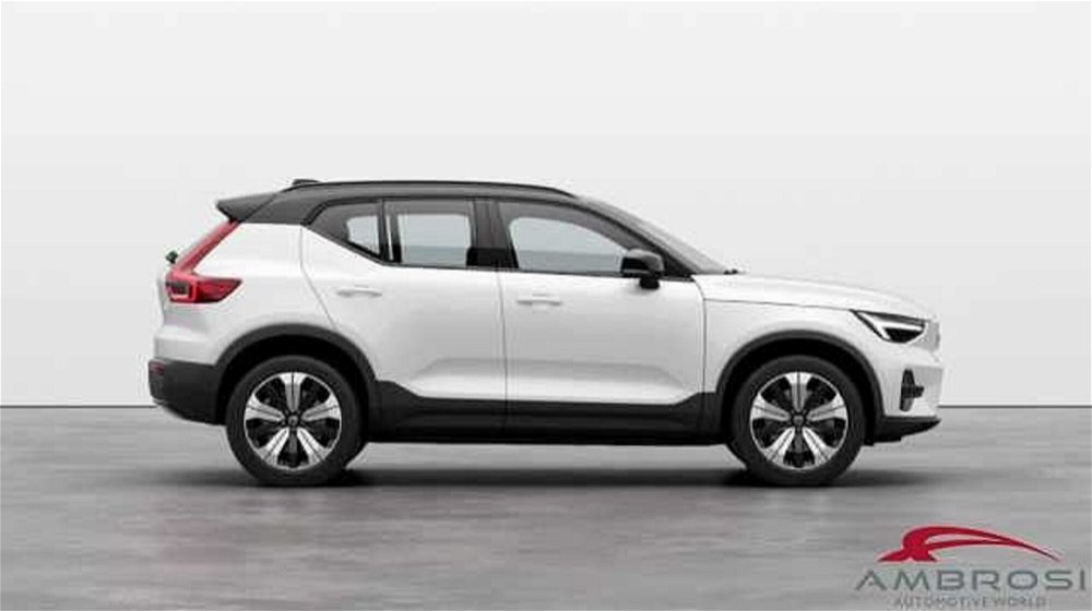 Volvo XC40 Recharge Pure Electric Single Motor FWD Core N1 nuova a Viterbo (2)