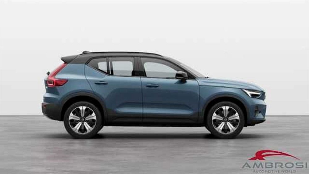 Volvo XC40 Recharge Pure Electric Single Motor FWD Ultimate N1 nuova a Viterbo (2)